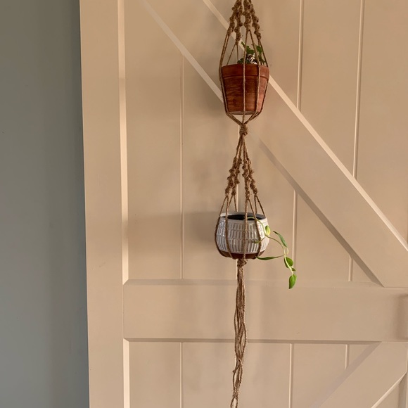 Macrame Plant Hanger - Picture 5 of 7